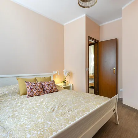 Casa Di Sera E Mattina E Dependance *
